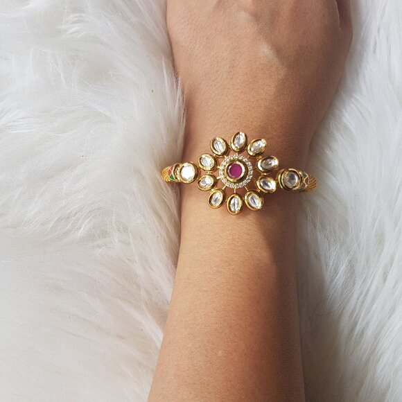 NWOT Statement Bracelet Elegant Kundan Enamel CZ Floral Design Hinged Bangle - Picture 7 of 13